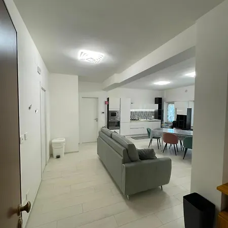 Apartamento Civita Mare - Via Magellano 6 *